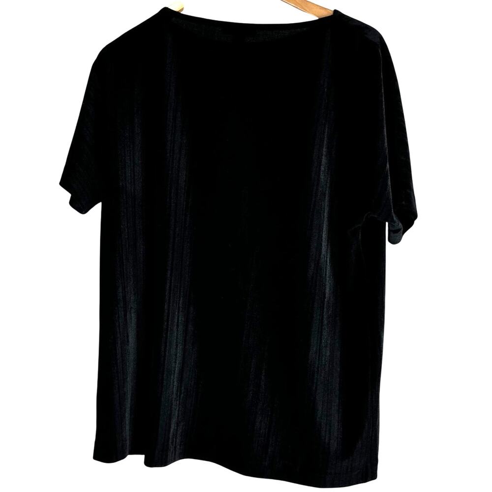 St. John NWT Crushed Velvet Black Short Sleeve Top Size S Boat Neck Stretchy - Picture 2 of 8